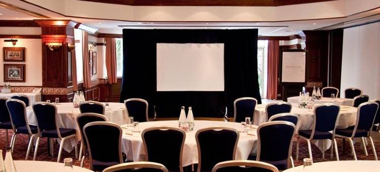 达文垂苑美居酒店(Mercure Daventry Court Hotel)图片