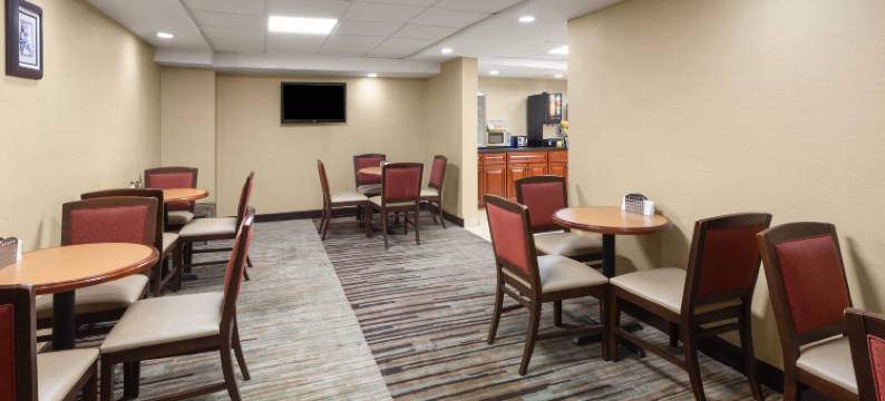 邓弗里斯匡蒂科戴斯酒店(Days Inn by Wyndham Dumfries Quantico)图片