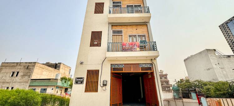 拉达阿拉迪亚萨丹酒店(Hotel Radha Aradhya Sadan)图片