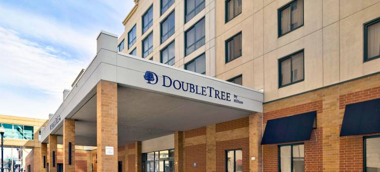 达文波特希尔顿逸林酒店(DoubleTree by Hilton Davenport)图片