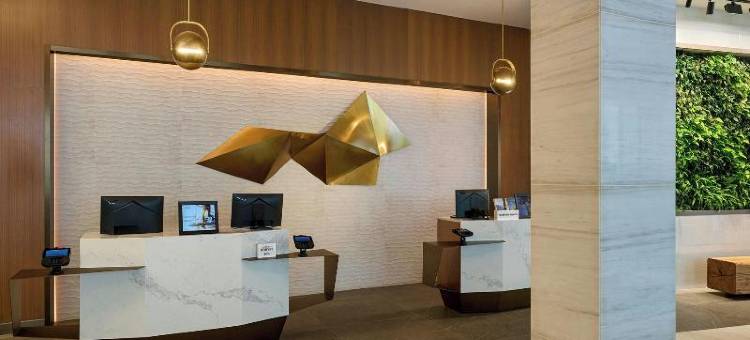 威斯汀法拉盛拉瓜迪亚机场酒店(The Westin Flushing LaGuardia Airport)图片