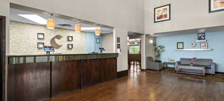 舒适套房酒店南机场店(Comfort Inn & Suites Airport South)图片