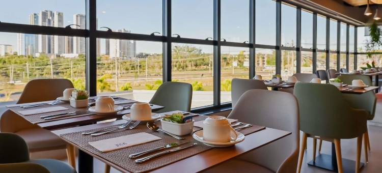 乌贝蓝迪亚诺富特酒店(Novotel Uberlândia)图片
