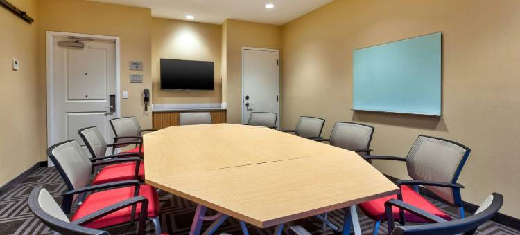 大急流城机场东南TownePlace Suites套房酒店(TownePlace Suites Grand Rapids Airport Southeast)图片