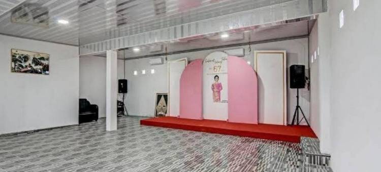 OYO 92081 马洛拉家庭旅馆(RedDoorz Near Parit Indah Pekanbaru)图片