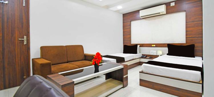 奥克镇屋 丹巴德布利希拉克路(Townhouse Oak Dhanbad Bhuli Hirak Road)图片