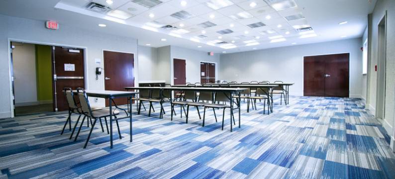 巴吞鲁日艾伦港智选假日酒店及套房(Holiday Inn Express & Suites BATON ROUGE -PORT ALLEN by IHG)图片