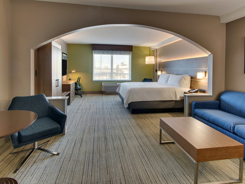 智选假日套房酒店哥伦布 Ft本宁