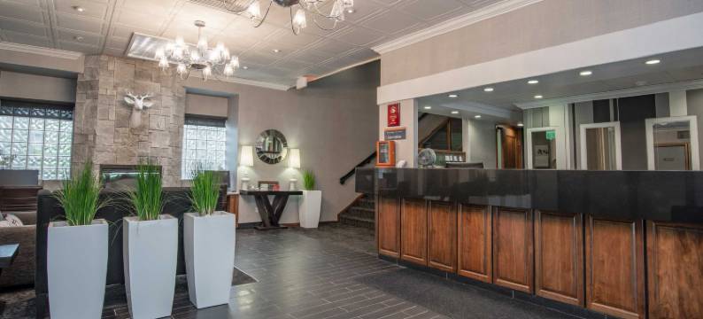 瑞佛史托克桑德曼酒店(Sandman Hotel Revelstoke)图片