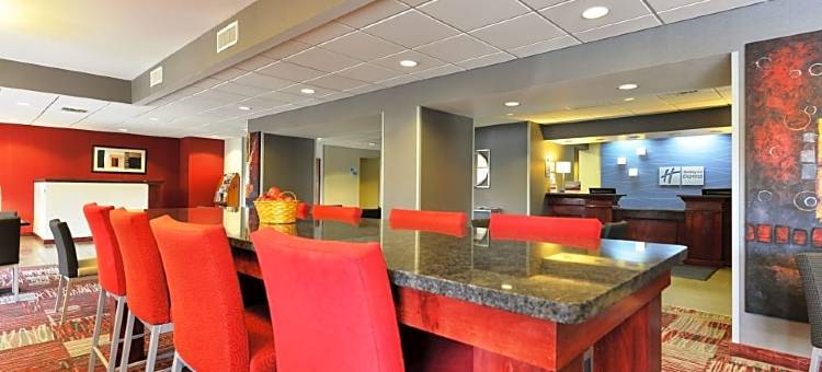 Holiday Inn Express 彩绘贴(Holiday Inn Express Corning - Painted Post)图片