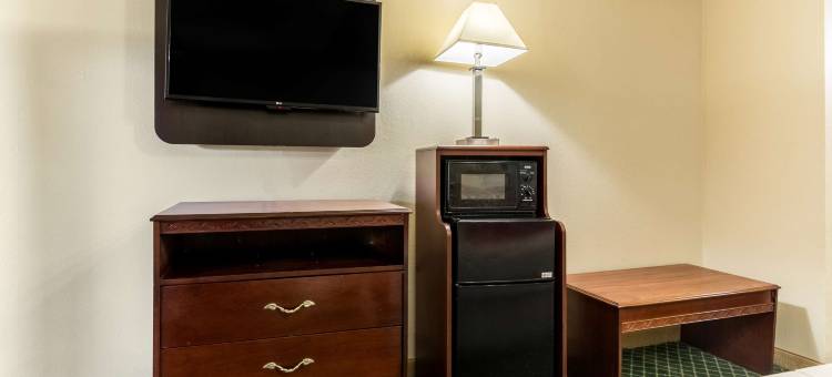 肯利6号汽车旅馆(Motel 6 Kenly, NC)图片