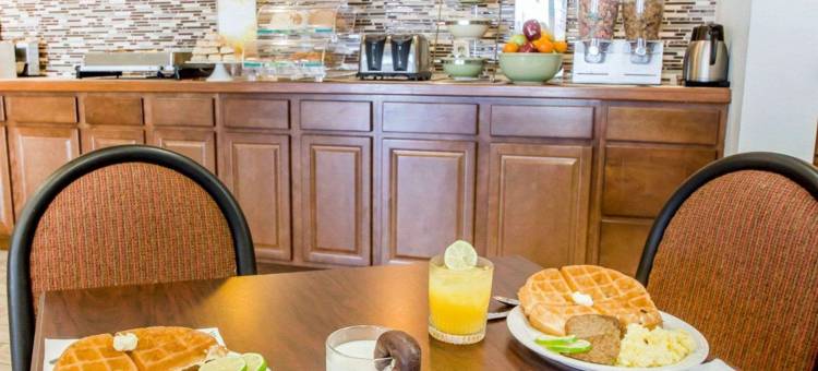 斯普林菲尔德品质酒店-US65&E战场路(Quality Inn US65 & E Battlefield Rd Springfield)图片