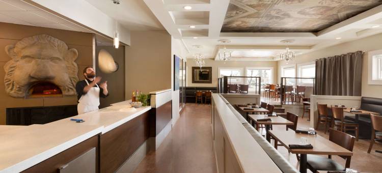 Travelodge by Wyndham Edmonton South图片