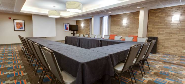 塞克斯顿梨树旅馆(Pear Tree Inn Sikeston)图片