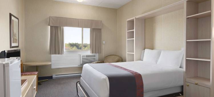 布里奇沃特温德姆戴斯酒店及会议中心(Days Inn by Wyndham Bridgewater Conference Center)图片