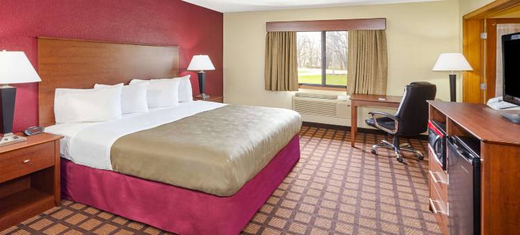 伯灵顿美吟温德姆酒店(AmericInn by Wyndham Burlington)图片