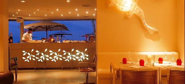 维斯塔马勒套房酒店(Vistamare Suite)图片