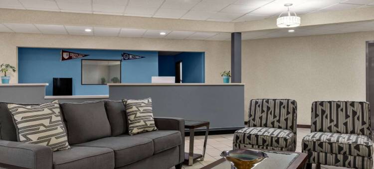 格罗夫城温德姆速8酒店(Super 8 by Wyndham Grove City)图片