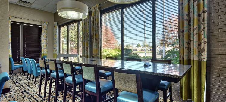希尔顿欢朋酒店-诺福克海军基地(Hampton Inn Norfolk-Naval Base)图片
