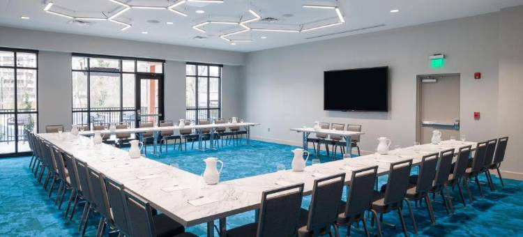 希尔顿花园酒店 堪萨斯城河滨(Hilton Garden Inn Kansas City Riverside)图片