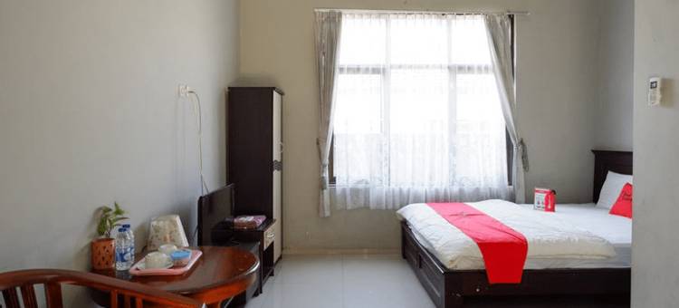 梅纳拉库杜斯附近的红多兹·西亚里亚(RedDoorz Syariah Near Menara Kudus)图片