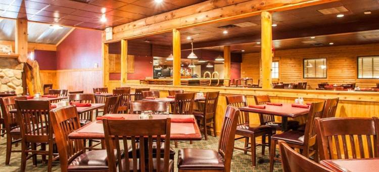 埃姆斯会议中心近 ISU 校园凯艺套房酒店(Quality Inn & Suites Ames Conference Center Near Isu Campus)图片