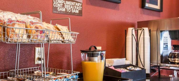 圣地亚哥东桑蒂罗德威酒店(Rodeway Inn Santee San Diego East)图片