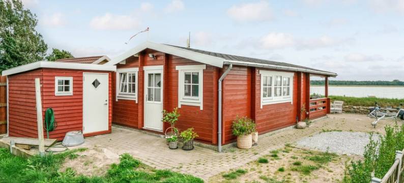 "Topi" - 15m from the Sea图片