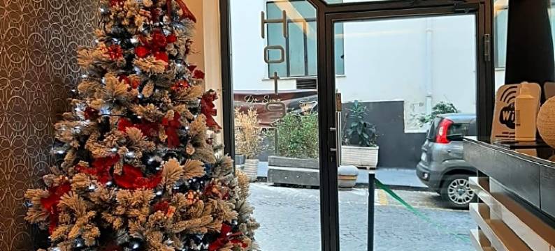 黄金酒店(Golden Hotel)图片