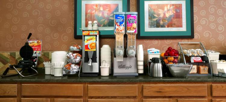 皮奥里亚东速8酒店(Super 8 by Wyndham Peoria East)图片