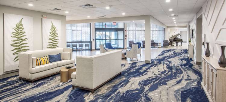 克兰伯里门罗镇希尔顿逸林酒店及度假村(DoubleTree by Hilton Monroe Township Cranbury)图片