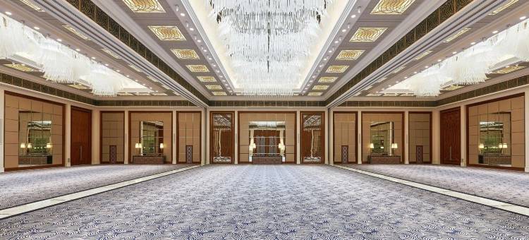 迪拜希尔顿艾尔哈布图尔城酒店(Hilton Dubai Al Habtoor City)图片