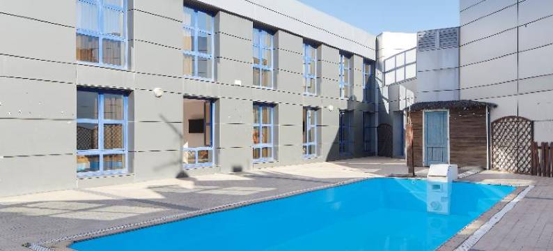 艾拉佩洛格罗尼奥酒店(Iraipe Logroño Hotel)图片