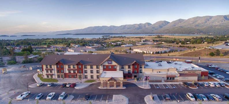 鲍尔森里奇沃特红狮套房酒店(Red Lion Ridgewater Inn & Suites Polson)图片