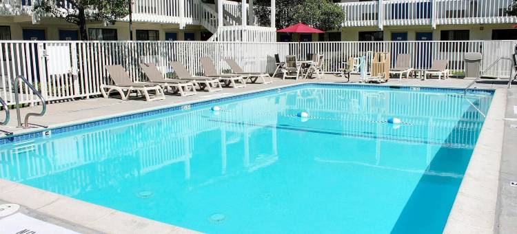 圣路易斯奥比斯保南6号汽车旅馆(Motel 6 San Luis Obispo, CA - South)图片