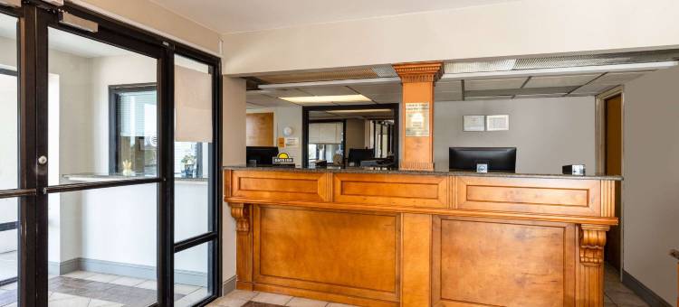 穆尔斯维尔诺曼湖戴斯酒店(Days Inn by Wyndham Mooresville Lake Norman)图片