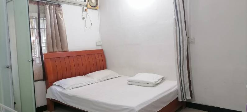 新金马公寓(沙河万佳服装广场店淘金路分店)图片