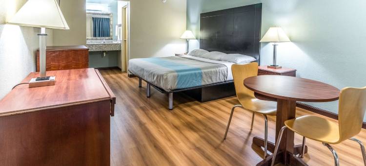肯利6号汽车旅馆(Motel 6 Kenly, NC)图片