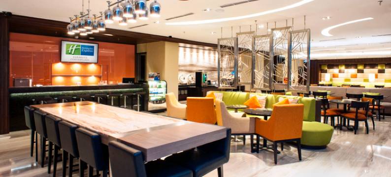 泗水中心智选假日酒店(Holiday Inn Express SURABAYA CENTERPOINT by IHG)图片