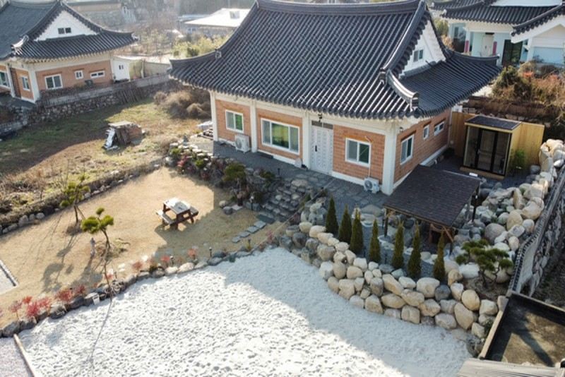 Gyeongju Stay Seongwang Pension Hotel Overview