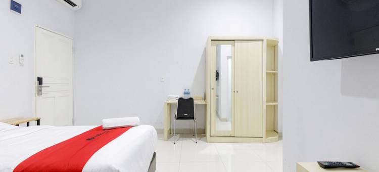 红多兹Plus酒店-近棉兰坦林广场(RedDoorz Plus Near Thamrin Plaza Medan)图片