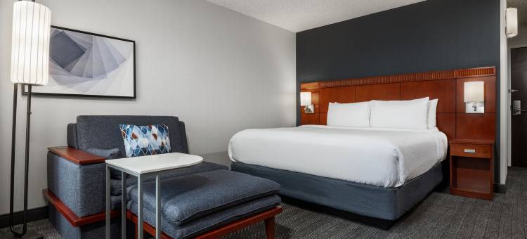 安克雷奇机场万怡酒店(Courtyard Anchorage Airport)图片