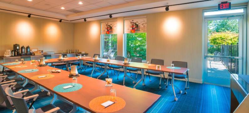 喀斯喀特车站波特兰机场雅乐轩酒店(Aloft Portland Airport at Cascade Station)图片