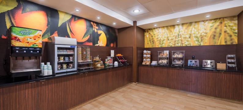 万豪国际万枫酒店及套房昂卡斯维尔莫希根太阳地区(Fairfield by Marriott Inn & Suites Uncasville Mohegan Sun Area)图片