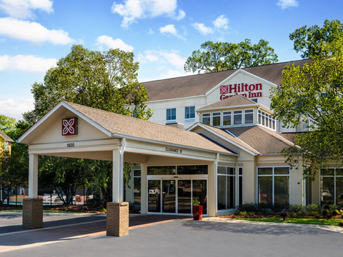 东蒙哥马利希尔顿花园酒店