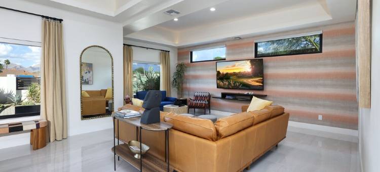 Central Tucson Luxury - Minutes from U of A - Saltwater Pool - Sleeps 10图片