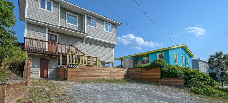 Topsail岛海滨4卧室/4浴室度假屋 - 最佳景观；含床品及毛巾(Oceanfront 4BD/4BA - BEST VIEWS on Topsail Island; Inc. linens & towels)图片