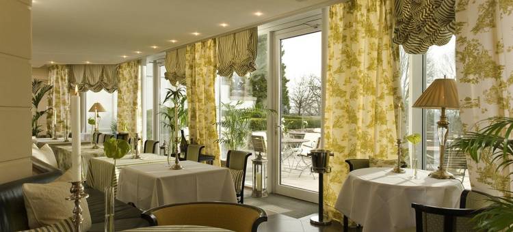 舒尔兹伯格城堡酒店(Schlosshotel Burg Schlitz)图片