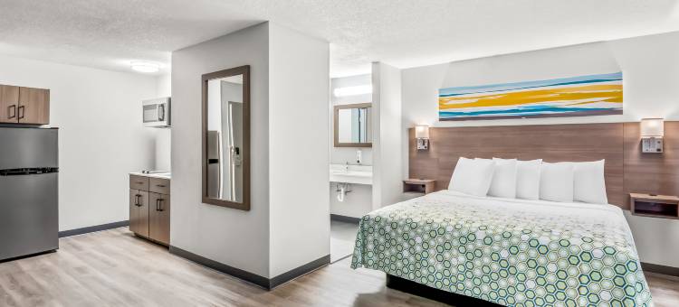 红屋顶家乡工作室南菲尔德(HomeTowne Studios Southfield)图片