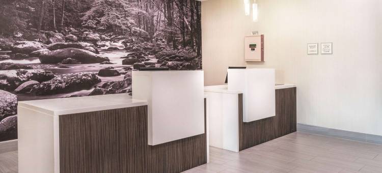 劳登拉昆塔温德姆套房酒店(La Quinta Inn & Suites by Wyndham Loudon)图片